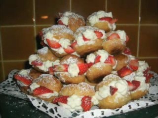 Choux chantilly et fraises (Recette)