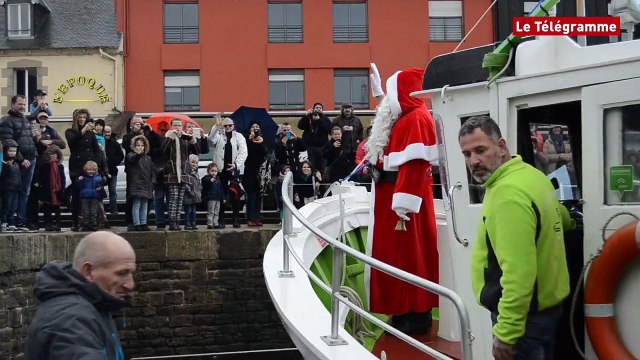 Paimpol. Le Père Noël délaisse son traîneau... Pour un bateau !