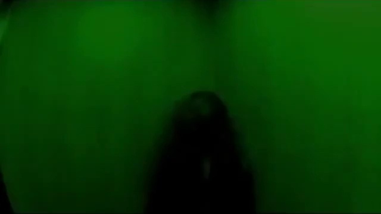 BROMA DE NIÑA EN EL ASCENSOR SALE MAL!- Elevator Prank goes wrong!