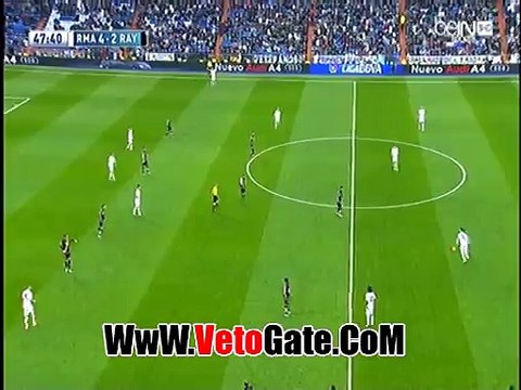 كريم بنزيمه يتقدم بالهدف الخامس ريال مدريد فى رايو فاليكانو