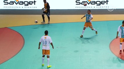 Falcão ensina truques à Nenê e diz que o ajudou a escolher o Vasco