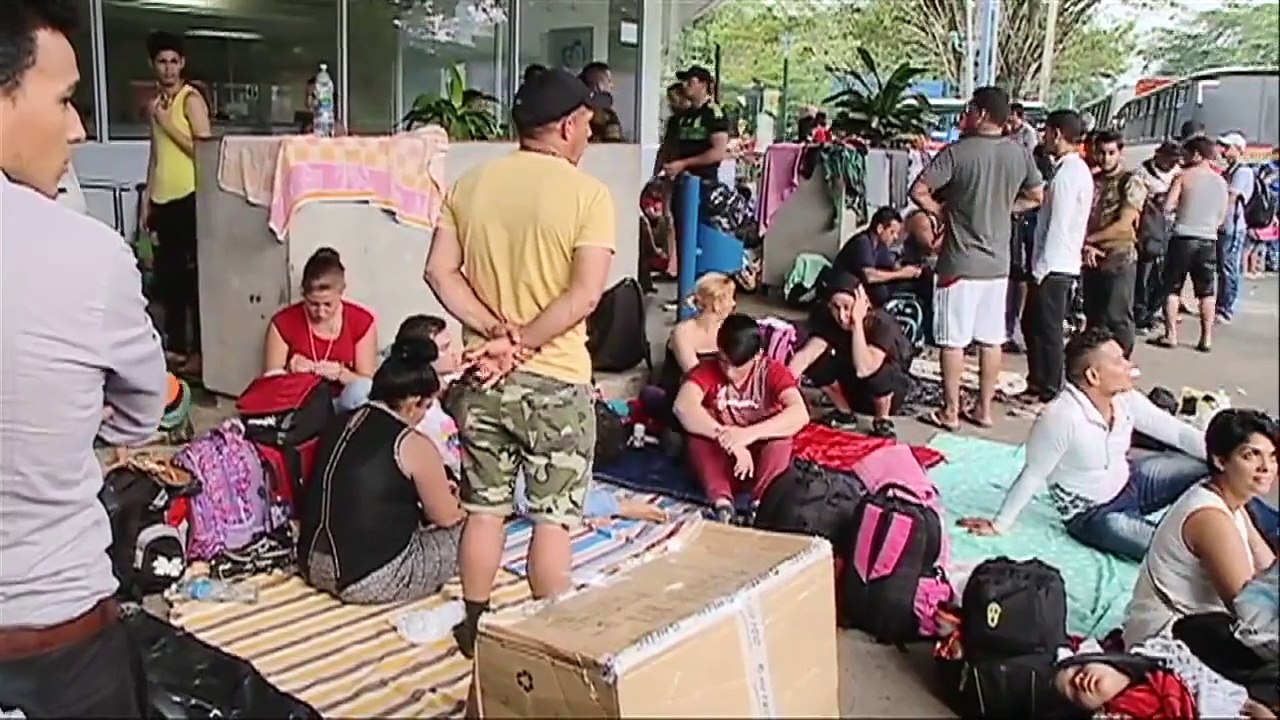 Los cubanos que están en Panamá no podrán pasar a Costa Rica
