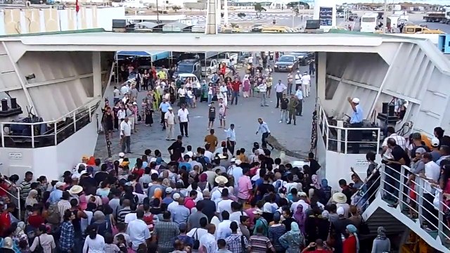 arrivée sfax-bateau kerkennah