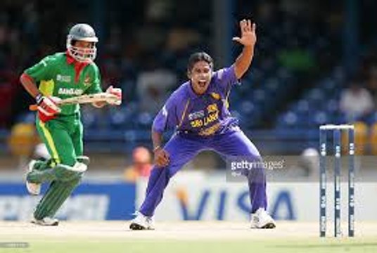 Chaminda Vaas Hat Trick 2003 World Cup (1st 3 balls of the match)