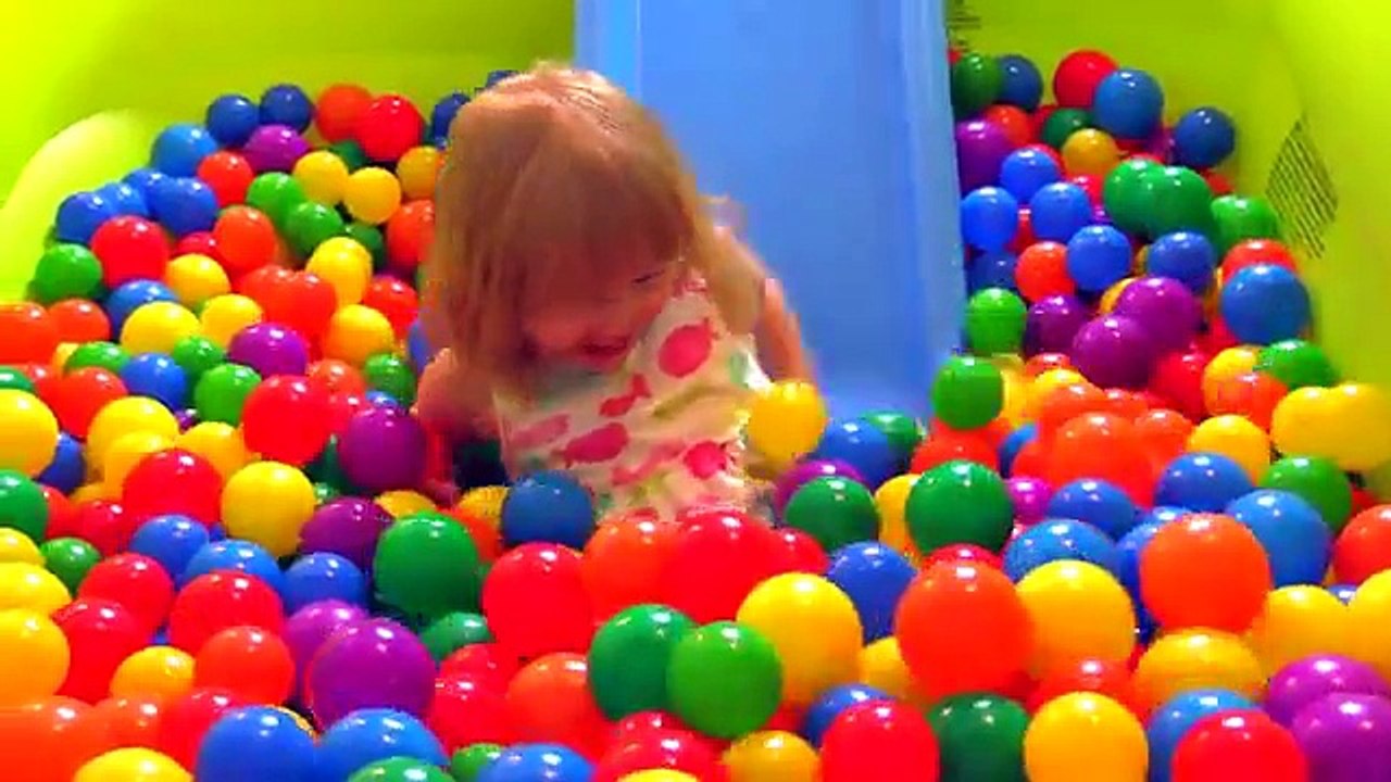 The Ball Pit Show for learning colors -- children's educational video - YouTube (360p)