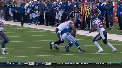 Colts Matt Hasselbeck hits Andre Johnson for 18 yards