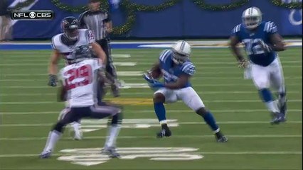 Colts Matt Hasselbeck hits Frank Gore for 15-yard gain