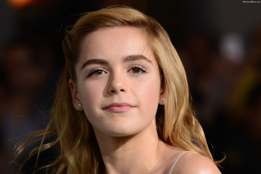 Sabrina Carpenter - Can't Blame A Girl For Trying (Karaoke)