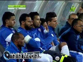 بالفيديو .. فعل مُشين من جنش مع حكم المباراة