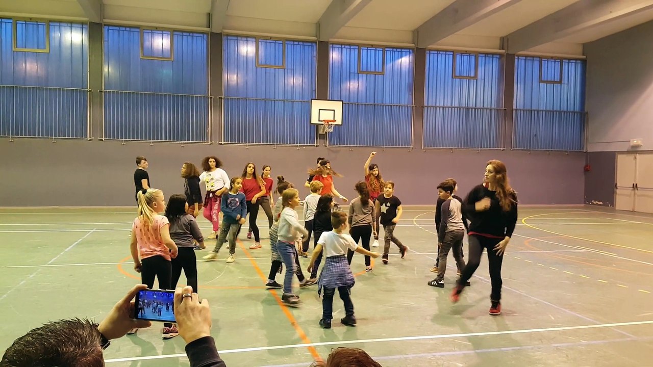 Ludeepop & City'z crew " Demo fete de Noel 2015" Groupe petits