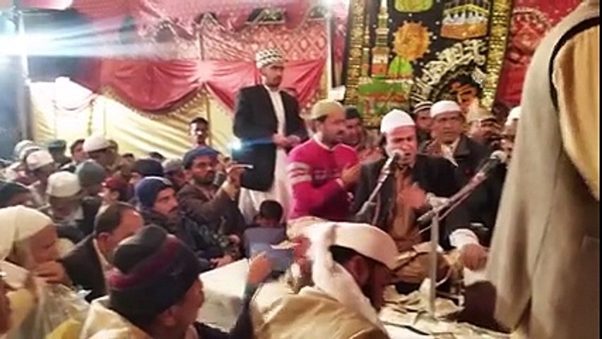 کیوں نہ پلڑا تیرے اعمال کا بهاری ہو نصیر