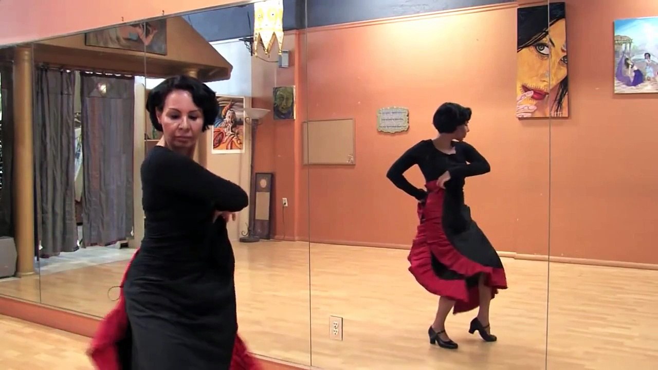 Latin Dancing Lessons : Flamenco Dance Moves: Standard Flamenco Dance Arm Movements
