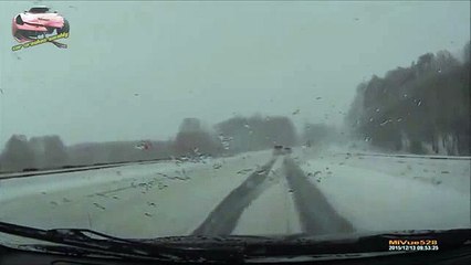 takip mesafesi kuralına uymayıp kıl payı kazadan kurtulmak