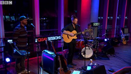 Newton Faulkner - Up Up And Away (The Quay Sessions)