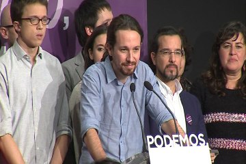 Iglesias pone fin al bipartidismo