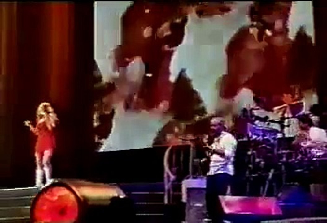 Mariah Carey- All I want for Christmas is you Live 1996 Tokyo Dome