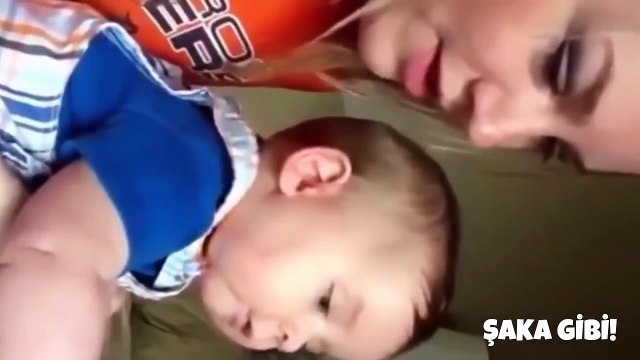 İlk defa gülen bebekler , Komik bebek anları , Bebekler ve aileleri - 2015 - HD | ŞAKA YAP