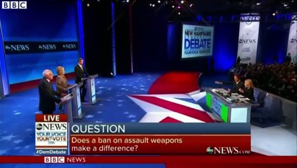 US Democratic debate: Clinton makes 'Isis recruiter' jibe at Trump
