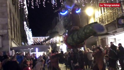 Kemper Parade. Pas de donjon, mais un dragon