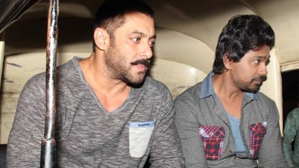 (VIDEO) Salman Khan Takes An Auto Rickshaw Ride Home