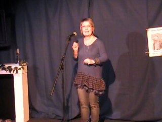 Les feuilles sèches et l'aimée sans visage