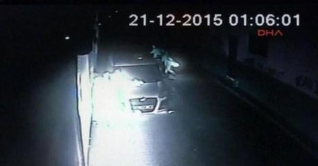 Bir gecede 8 araç kundaklandı