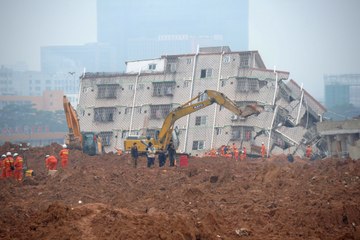 Glissement de terrain en Chine : comment les télés en parlent