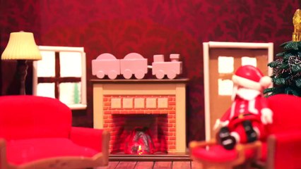 Le Père Noël et Dark Vador dans le Snowkhana de Ford