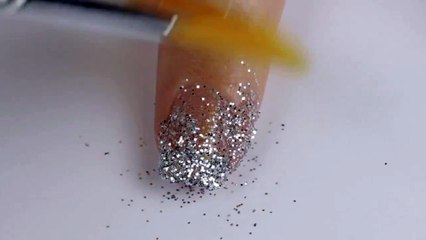 Use Glitter On Your Nails Perfectly new