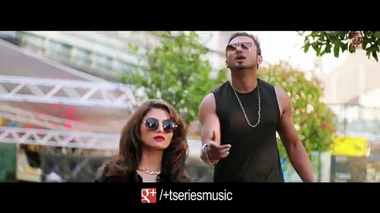 LOVE_DOSE_-_Yo_Yo_Honey_Singh__amp;_Urvashi_Rautela_-_Desi_Kalakaar_(Full_Video_Song)