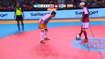 Futsal : incroyable duel entre Falcao et Séan Garnier