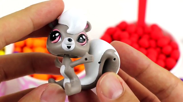 ice cream Play Doh Ice Cream Surprise Eggs Hulk Peppa Pig Ben and Holly Littlest Pet Shop