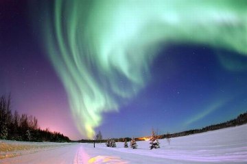¿Por qué surgen los brillos de las auroras polares?