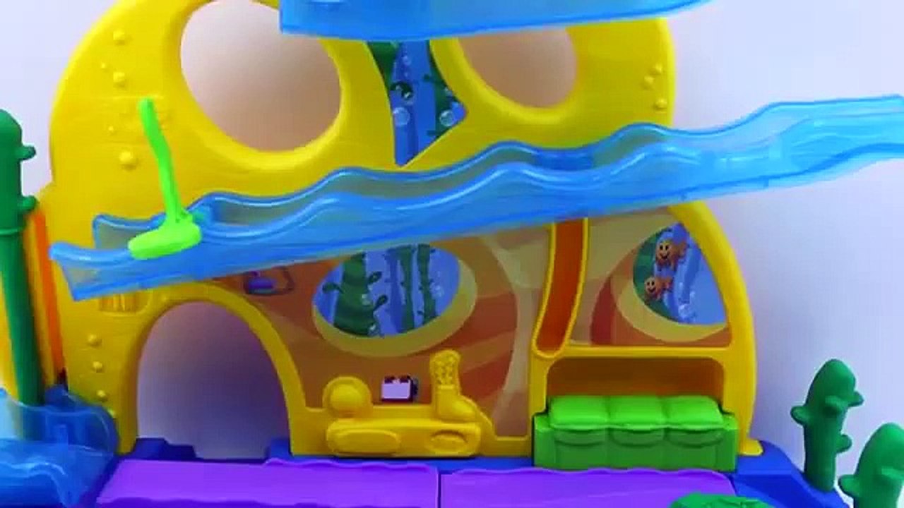 Pinypon Nickelodeon Bubble Guppies Swim School Playset & Peppa Pig, Escuela de Natación toy set