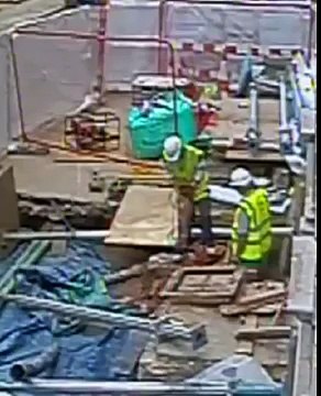 Percer un câble électrique de 11 000 volts