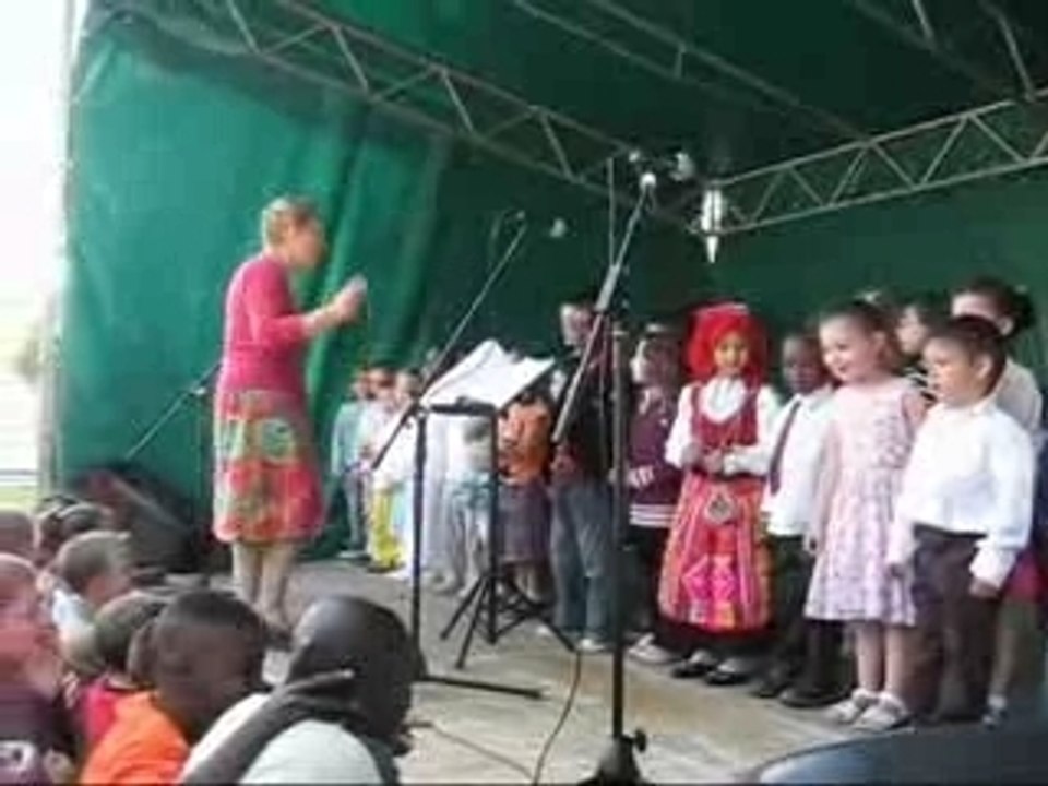 Fête de l'Amitié, Chorale maternelle