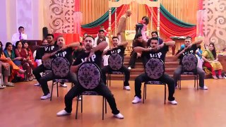 Best Mehndi Dance Bollywood Style (Tum Hi Ho, Jugni, Badtameez Dil) - VIP Boys