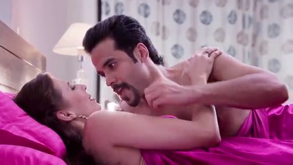 Kyaa Kool Hain hum 3 - Naughty clip - Lick