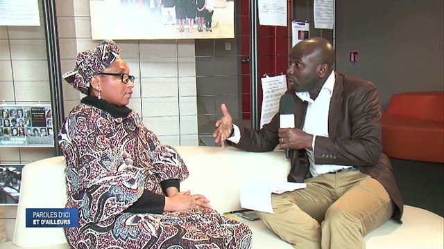 Paroles d'ici et d'ailleurs avec Asma Obelo