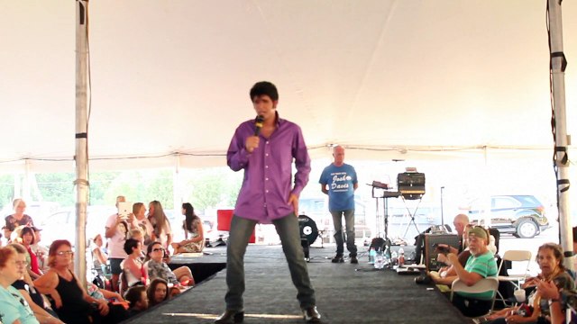 Josh Davis sings 'Big Boss Man' Elvis Week 2014