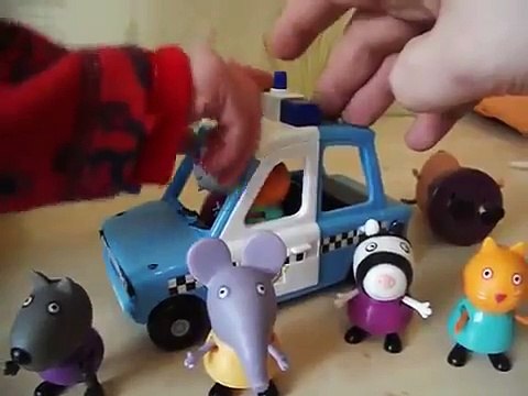 Police Car peppa pig toys suzy sheep and candy cat driving pc pinkerton police car naughty pigs