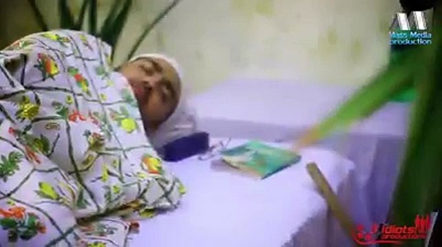 والدین کے ساتھ بدسلوکی کرنے والوں کے لئے ایک سبق آموز ویڈیو