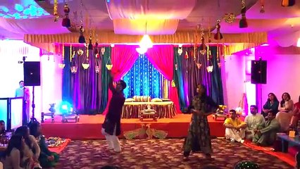 Mehndi dance from the bride & groom side!
