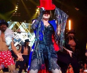 Madonna sings Holiday Unplugged No Sound in Glasgow Front Row
