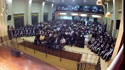 والله لم قشعر وأنا نسمع فيه