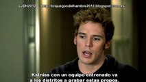 The Hunger Games: Mockingjay - Part 1 - Sam Claflin Interview (2014)  Subtitulado Español