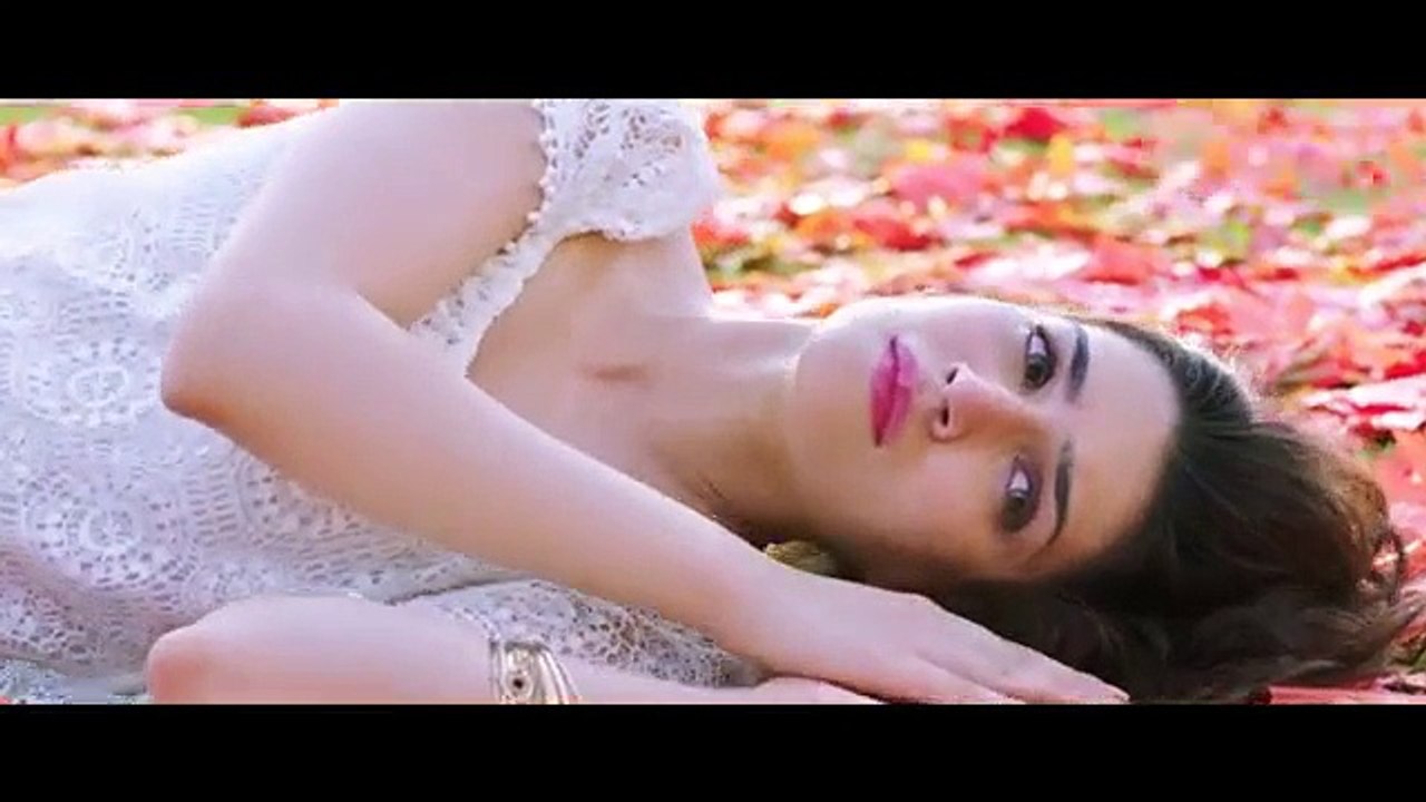 Daayre - Dilwale - Shah Rukh Khan- Kajol - Varun - Kriti - Official Music Video 2015 - cloudypk.com