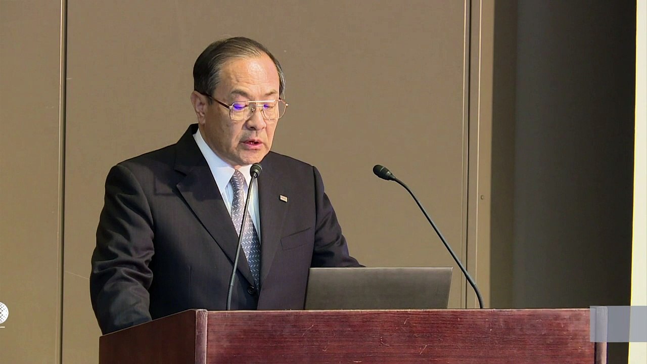 Scandal-hit Toshiba warns of $4.5 bn annual loss, job cuts