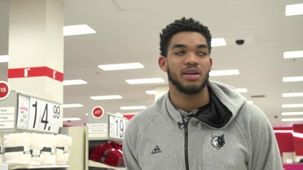 Video herunterladen: Karl-Anthony Towns provides holiday assists