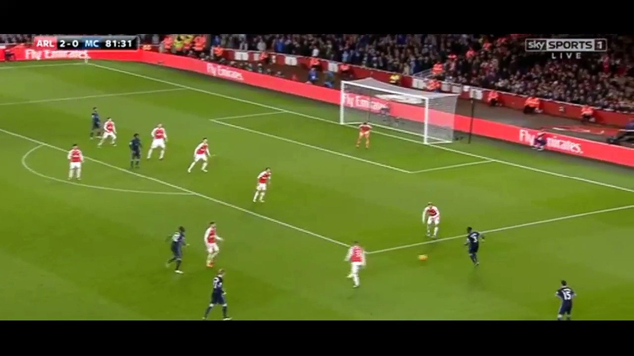 Arsenal 2-1 Manchester City:Yaya Toure goal